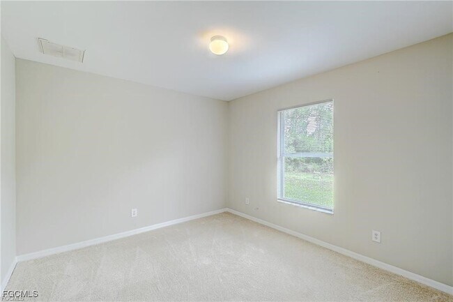 Building Photo - 4532 29th St SW