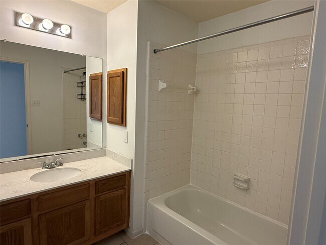 Building Photo - 2830 Burgess Hill Ct