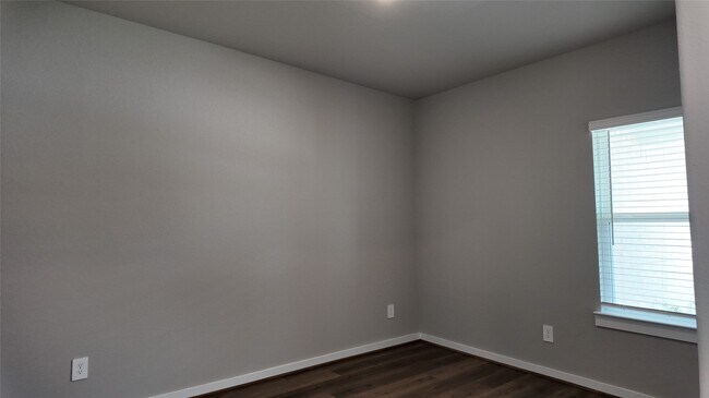 Building Photo - 16702 Sterling Clf St