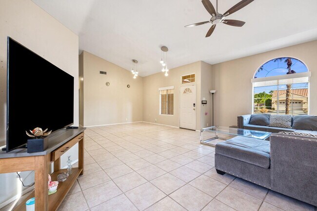 Building Photo - 68215 Pasada Rd