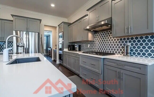Building Photo - 12577 George Selby Dr