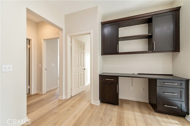 Building Photo - 166 Desert Bloom