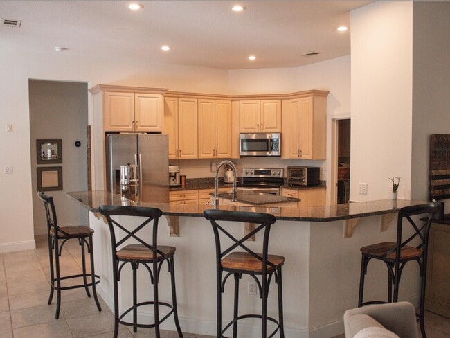 Building Photo - 807 Coldwater Creek Cir