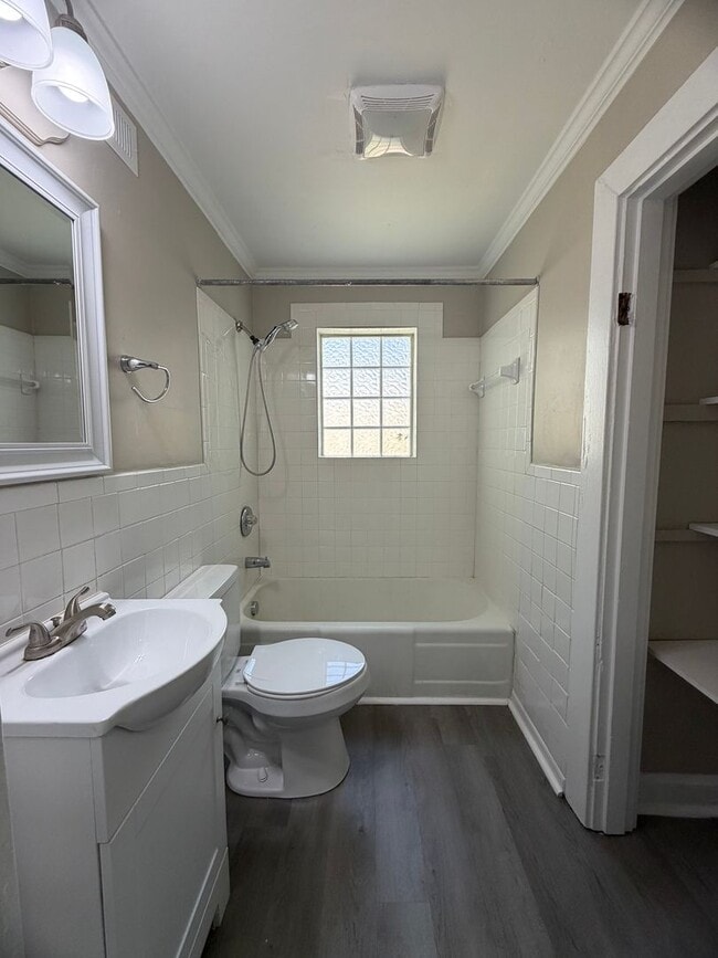 Building Photo - Open The Door To Your New Home!