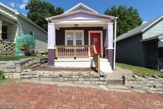 Building Photo - 2 Bedroom 1.5 Bath Home In Strawberry Hill
