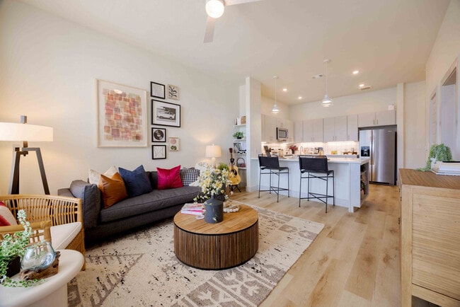 The Janis apartments — community photo - The Janis