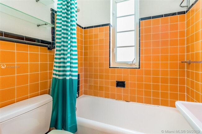 Building Photo - 741 15th St