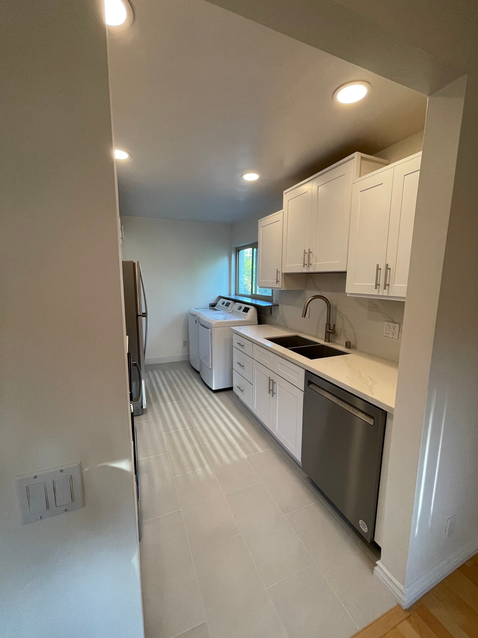 Newly remodeled kitchen - 4728 Park Granada