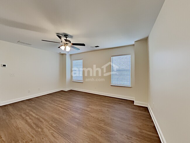 Building Photo - 103 Caitlin Ct