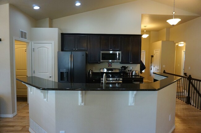 Building Photo - 1611 Jennifer St