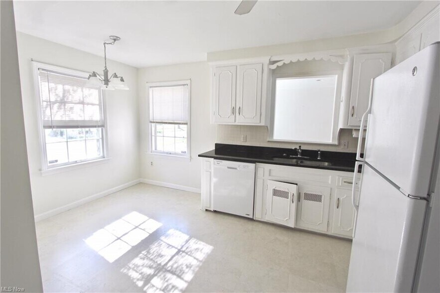 Building Photo - 4050 Silsby Rd