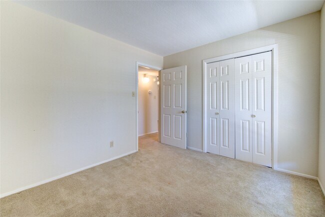 Building Photo - 14515 Wunderlich Dr