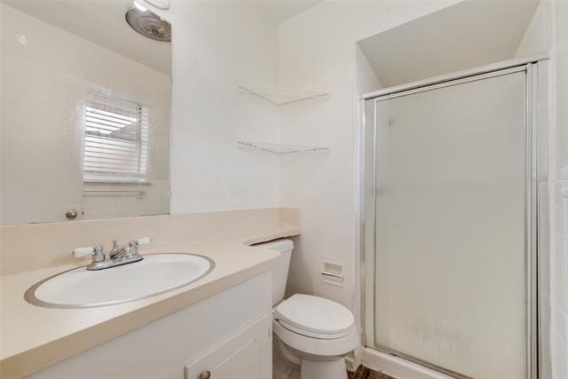 Building Photo - 2529 Belhaven Dr