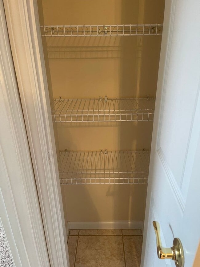 Building Photo - Windsor Garden Subdivision...