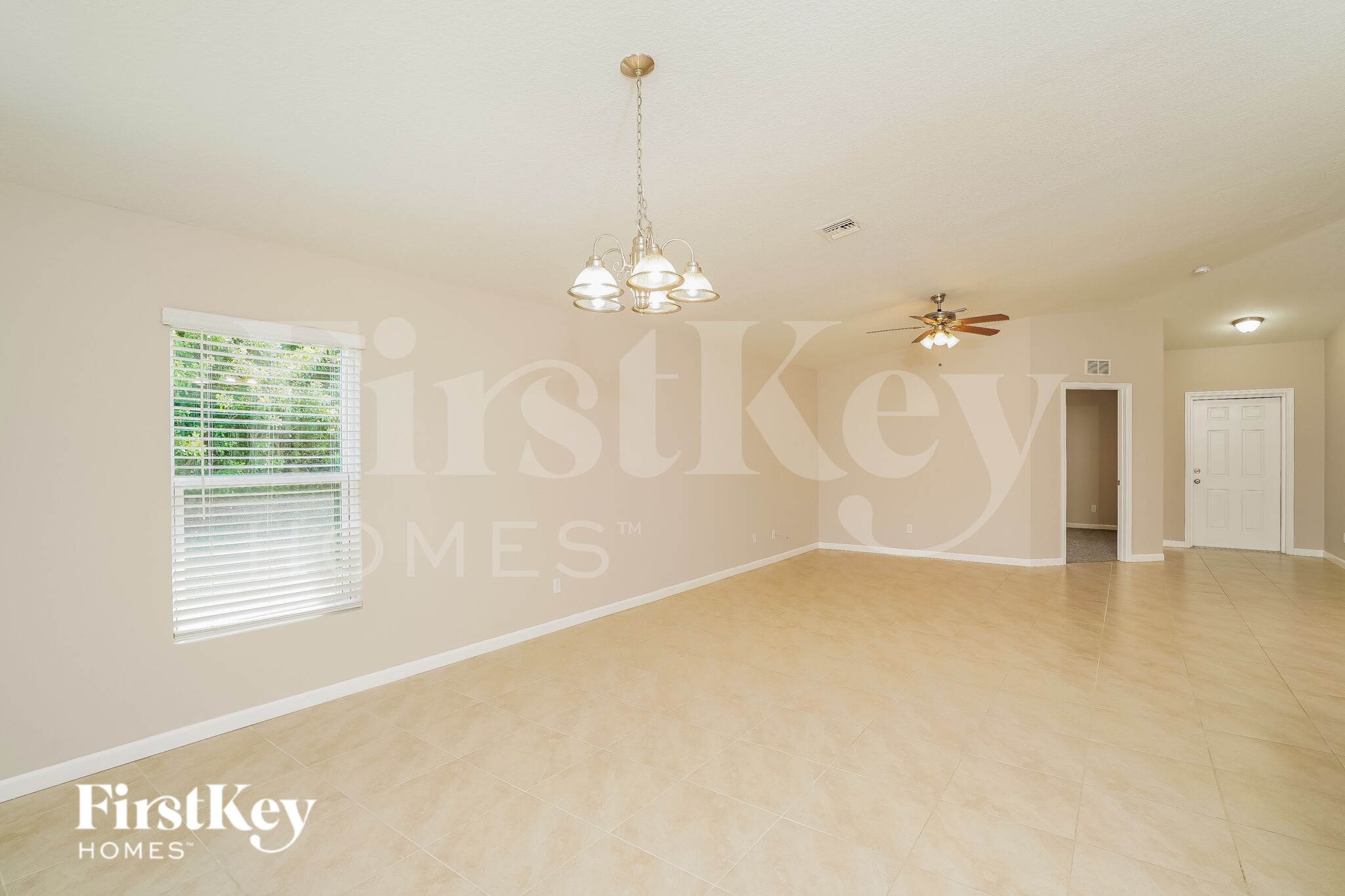 Building Photo - 4285 SW Walker St