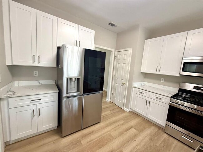 Building Photo - 1505 Wedgefield Ct