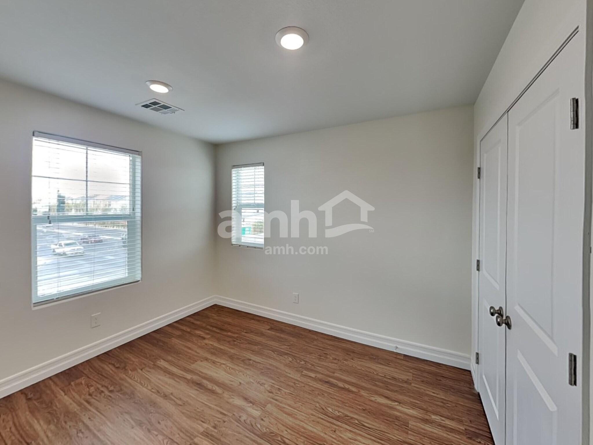 Building Photo - 6106 W Haleh Ave