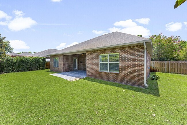 Building Photo - 86 Denny Dr