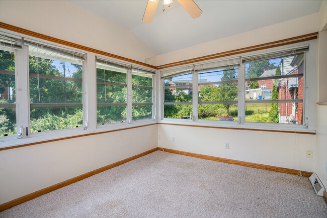 Building Photo - 5116 Cherryvale Dr