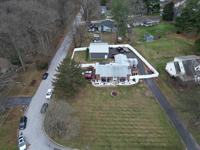 Building Photo - 38 Bramble Ln