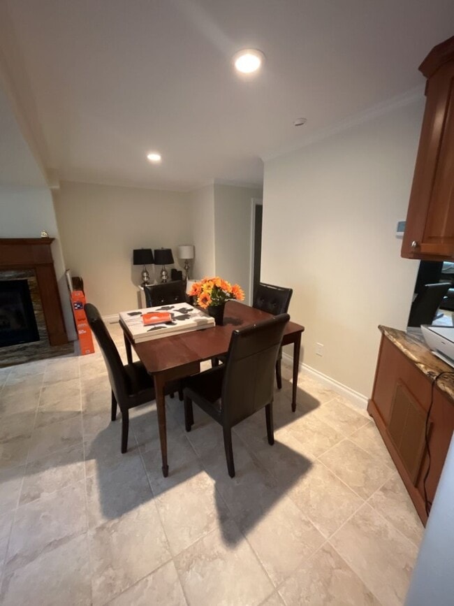 Building Photo - Large amazing condo in Grant Creek