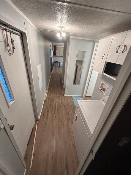 Building Photo - 116 Landiss Ave