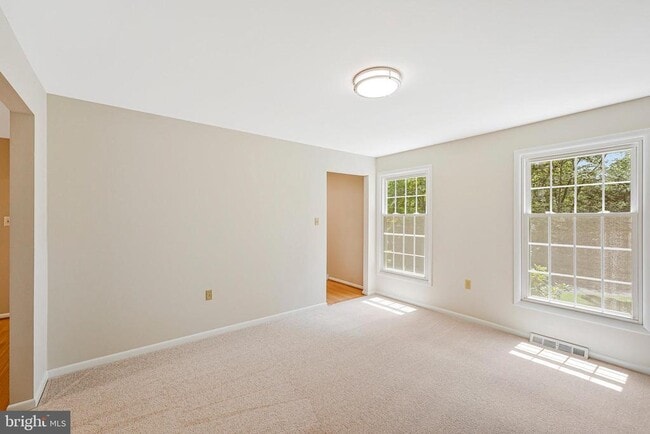 Building Photo - 2305 Acton Dr