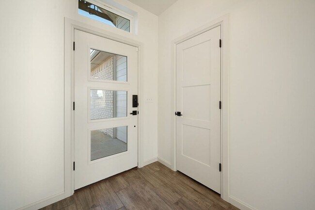 Building Photo - 5017 Misty Wood Ln