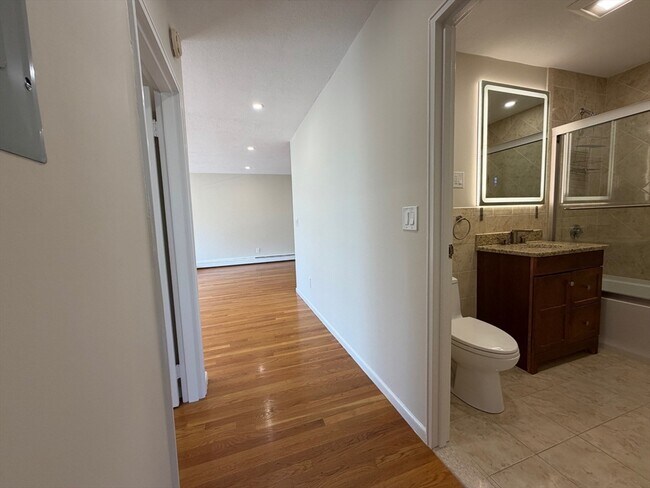 Building Photo - 383 Langley Rd