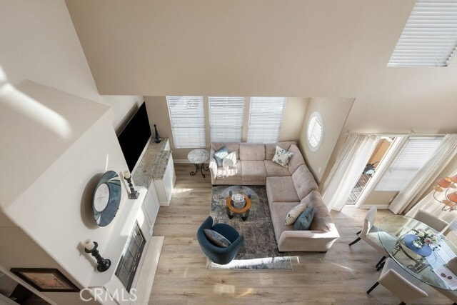 Building Photo - 17 Auvergne