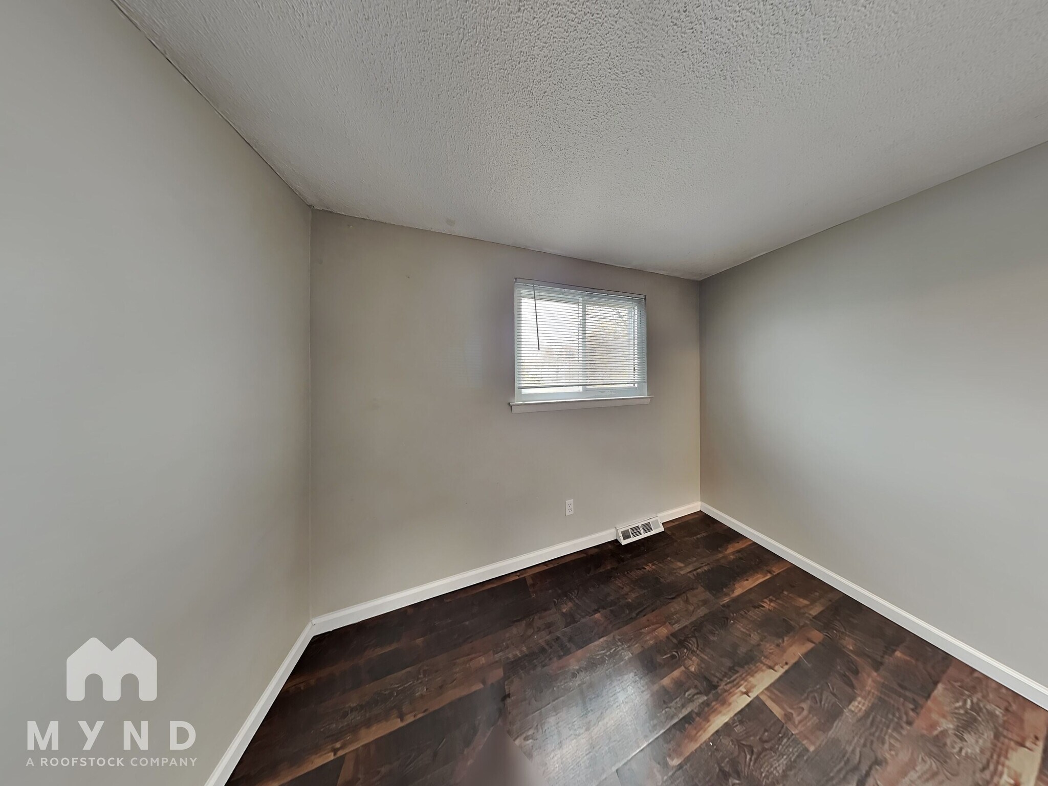 Building Photo - 3586 Richard Ave