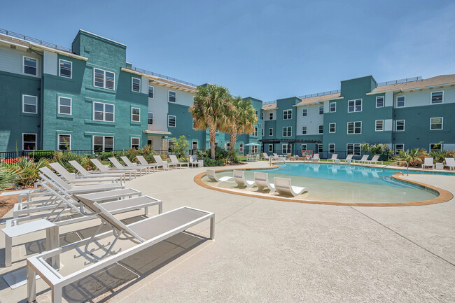 Building Photo - Cambridge Hall at College Station