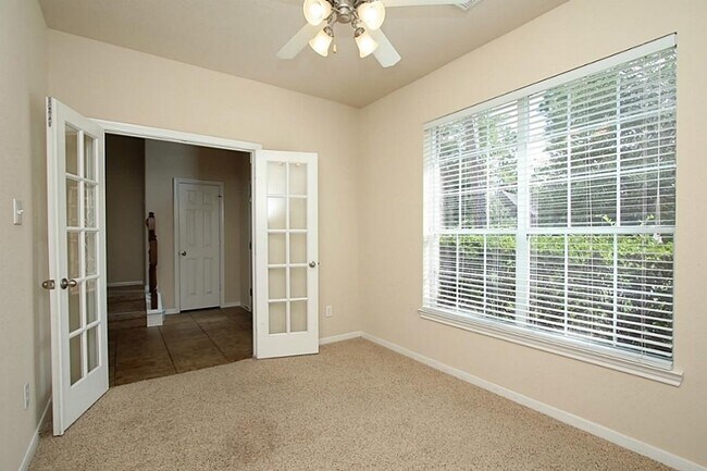 Building Photo - 63 S Archwyck Cir
