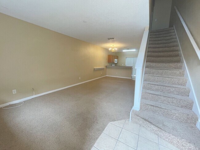 Building Photo - 521 Wilton Cir