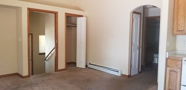 Building Photo - Spacious 4 Bed, 2 Bath Home with Finished Basement, Large Deck & Yard Near CSU