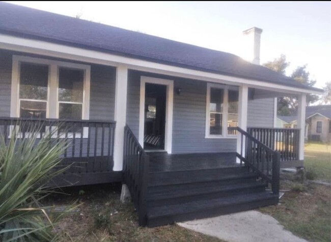 Primary Photo - 7034 222nd St
