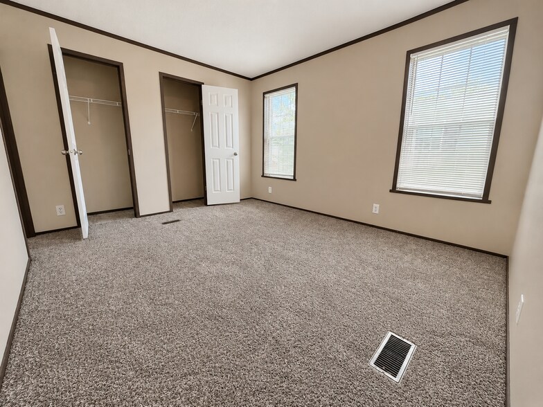 Building Photo - 11747 Cascade Cir