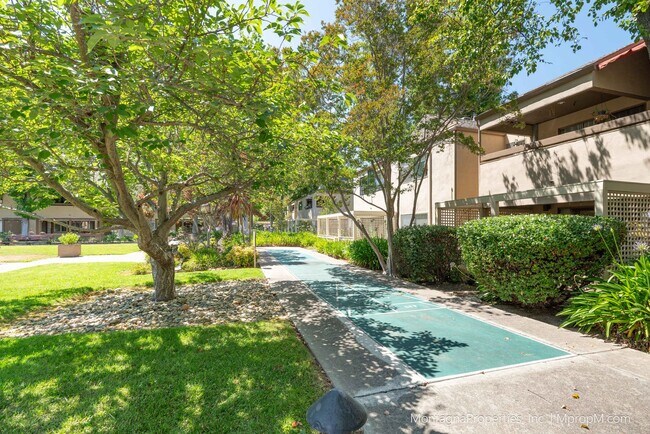 Building Photo - Amazing Downtown Los Gatos Location * One ...