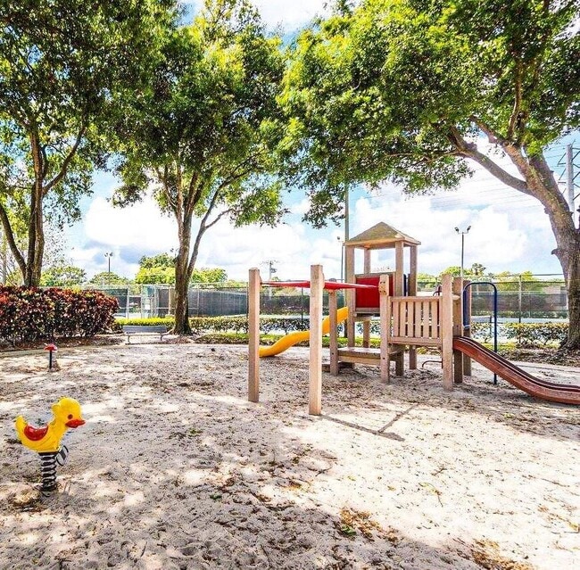 Building Photo - 3510 35th Way