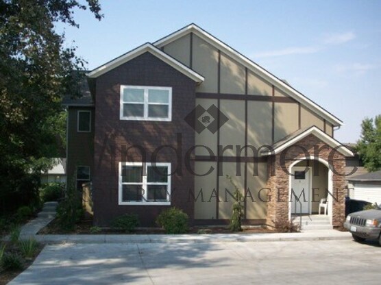 Primary Photo - coll1100