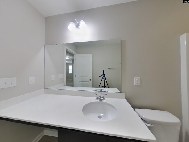 Building Photo - 501 Eastfair Dr