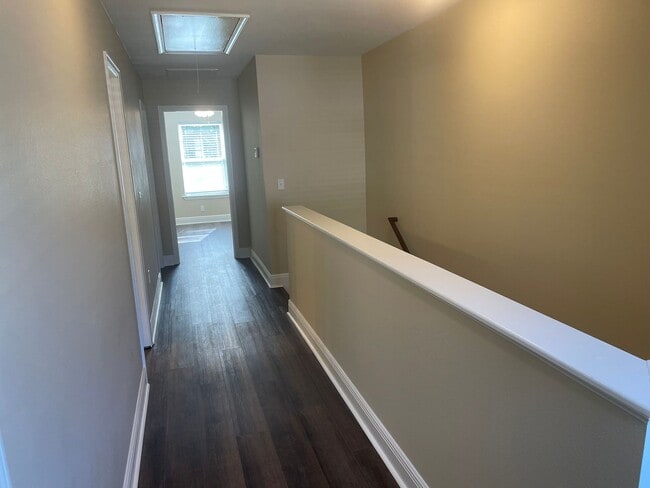 Building Photo - Renovated 3BR/2.5BA Townhome — Garage + Backyard — Great Schools — $1,700/mo