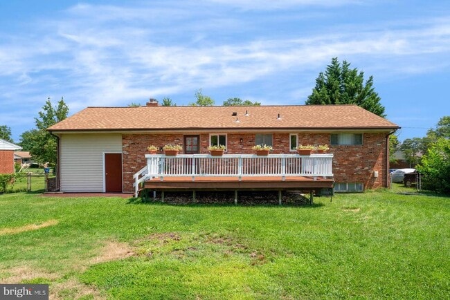 Building Photo - 3908 Melvern Pl