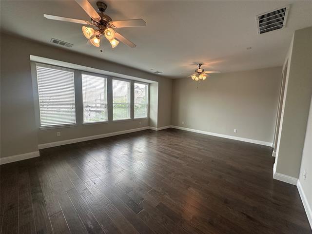 Building Photo - 7105 Royal View Dr