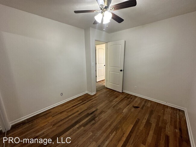Building Photo - 5 br, 2 bath House - 1025 Homer Ave.