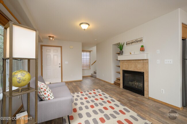 Building Photo - 6923 Gold Kings Ave