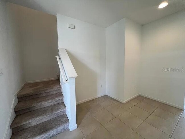 Building Photo - 1004 La Mirada Ct