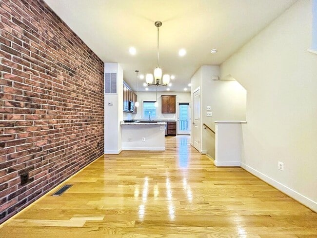 Building Photo - 4159 Rush St