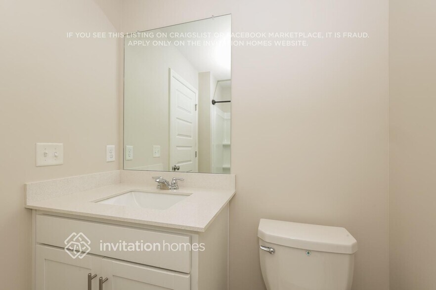 Building Photo - 1003 Legacy Ct