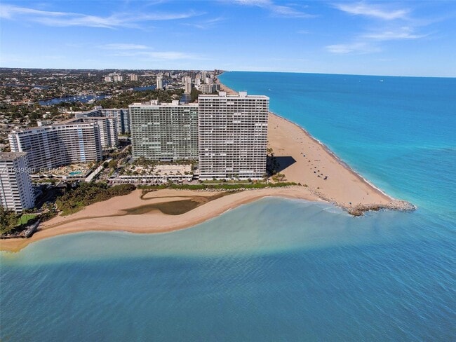 Building Photo - 2100 S Ocean Ln